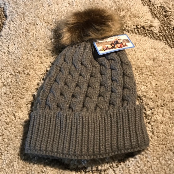 Simplicity Beanie - Picture 4 of 8